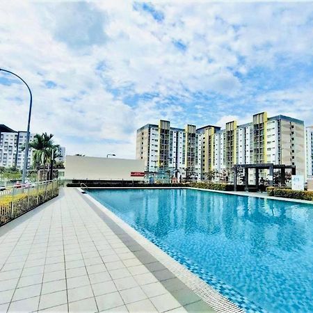 Setia Alam Islamic Homestay Shah Alam Ngoại thất bức ảnh